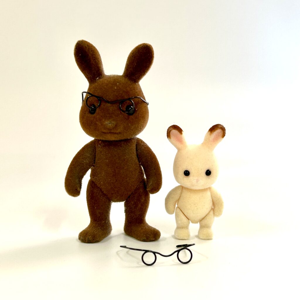 [used] Vintage Brown Rabbit and Chocolate rabbit baby Sylvanian Families Calico Critters