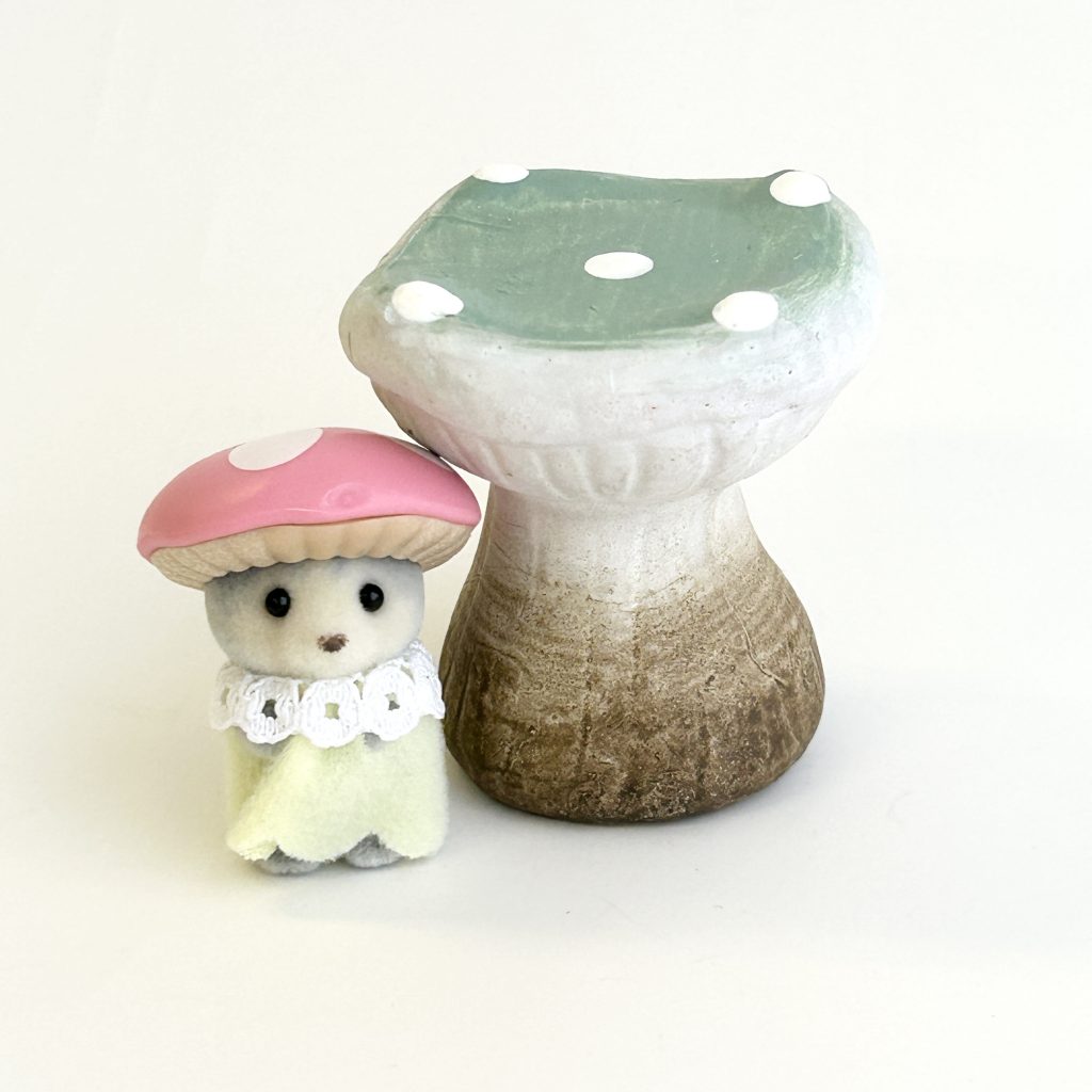 Miniature Resin Ornament Green Mushroom Natural Kitchen