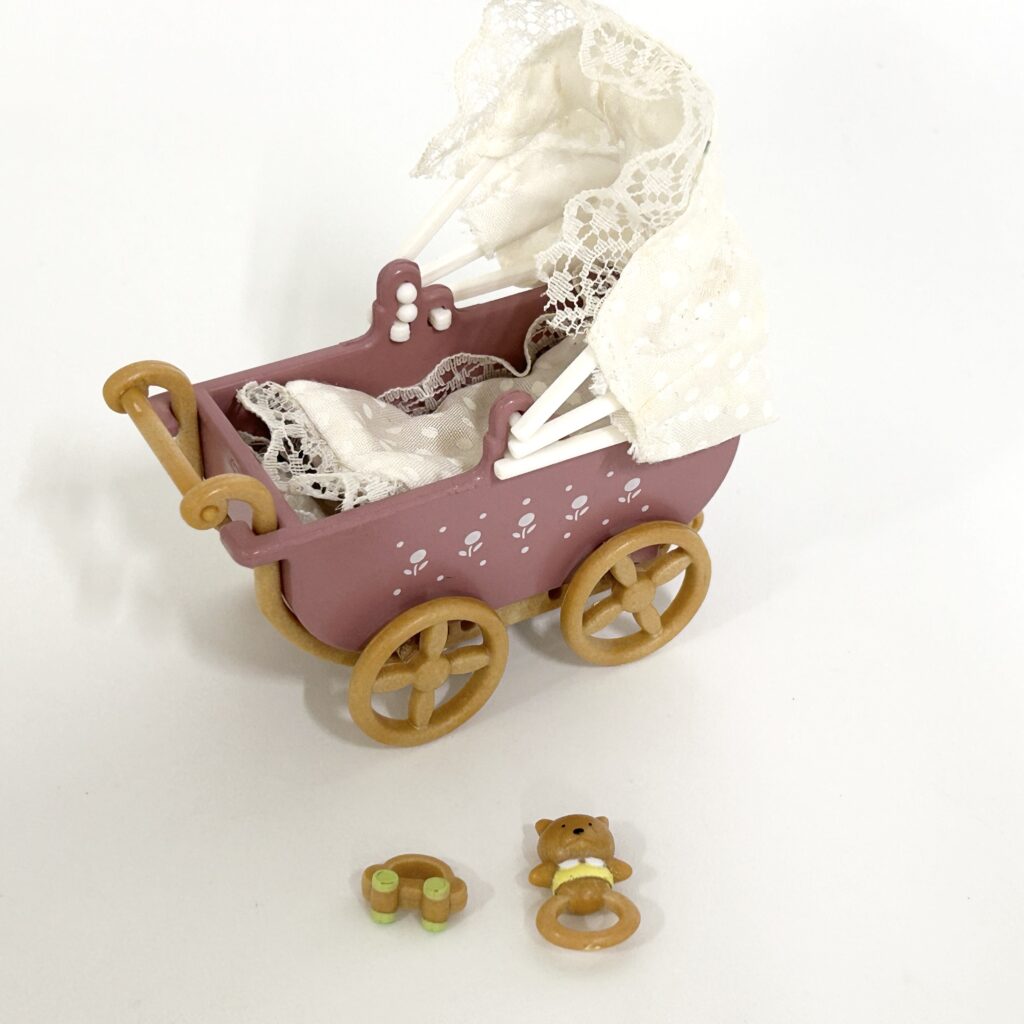 [d'occasion] Poussette pour bébé KA-205 Sylvanian Families Calico Critters