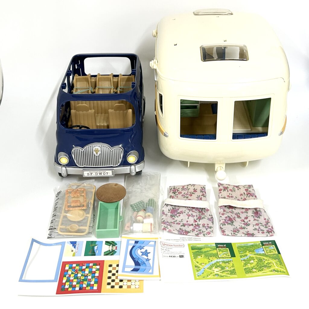 [D'occasion] Voiture familiale Caravan Sylvanian Families Calico Critters