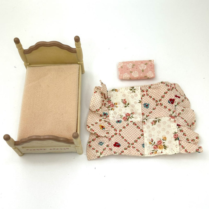 [Used] FLOWER PATTERNED BED SET Epoch Japan Sylvanian Families