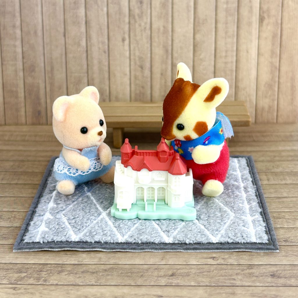 Miniature Gray Rectangular Rug Seria