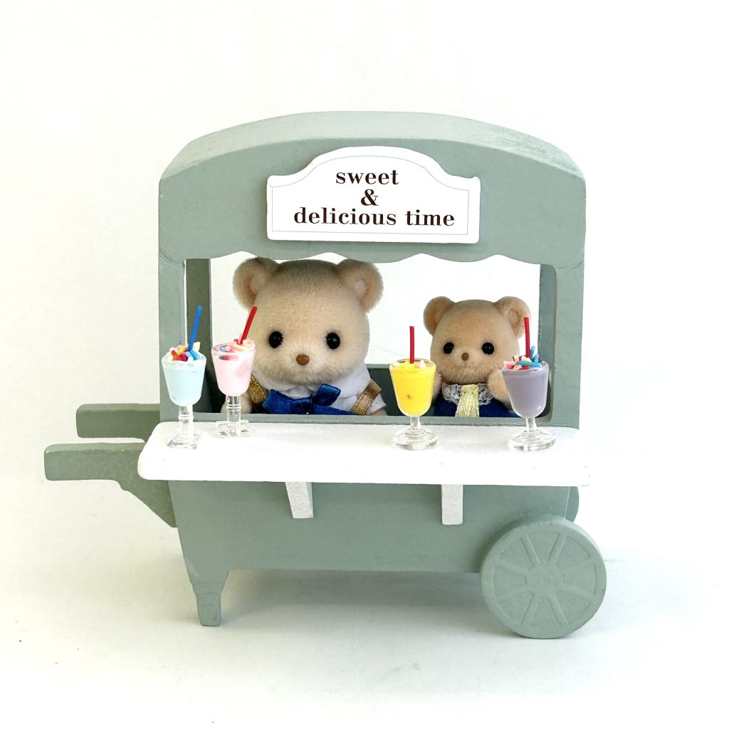 Wooden Interior Sweet Wagon mint green and white Natural Kitchen