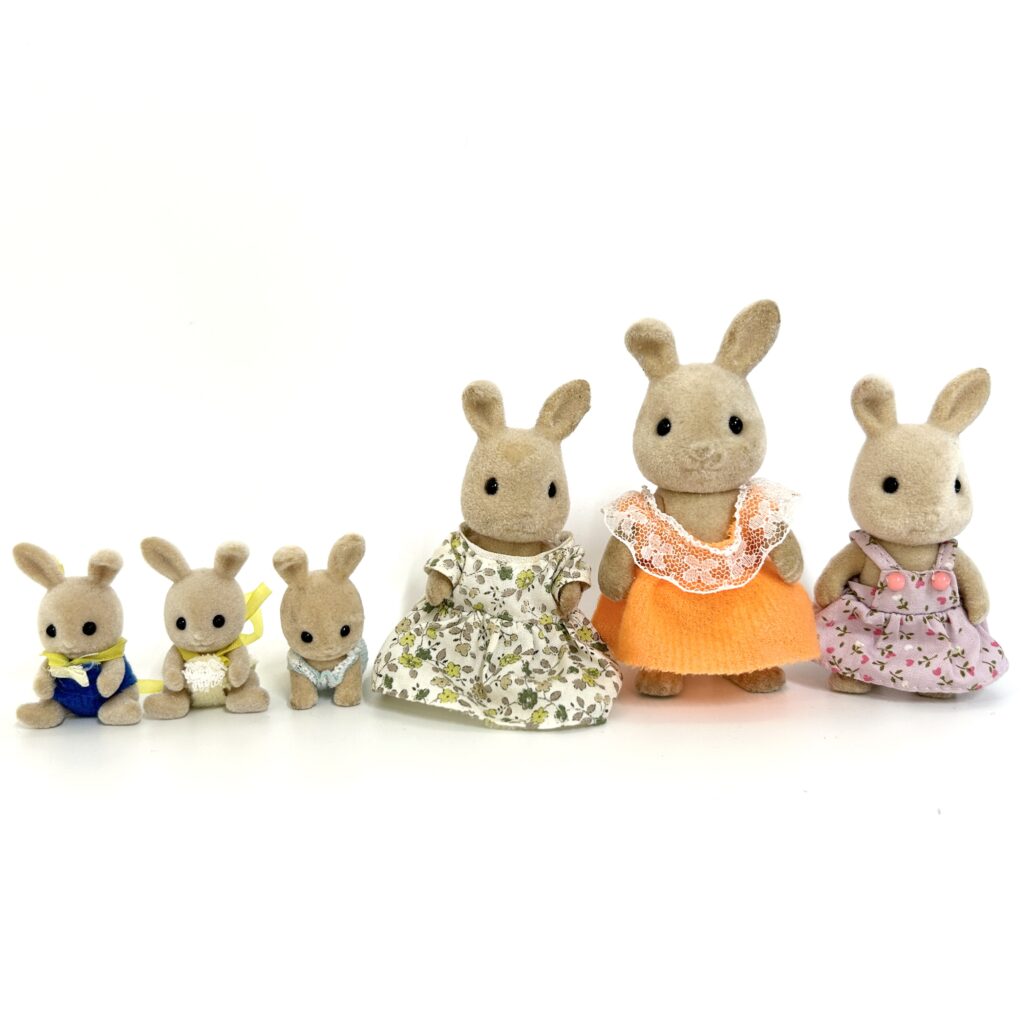 [used] Ivory Rabbit Mother Girl Baby Sylvanian Families Calico Critters