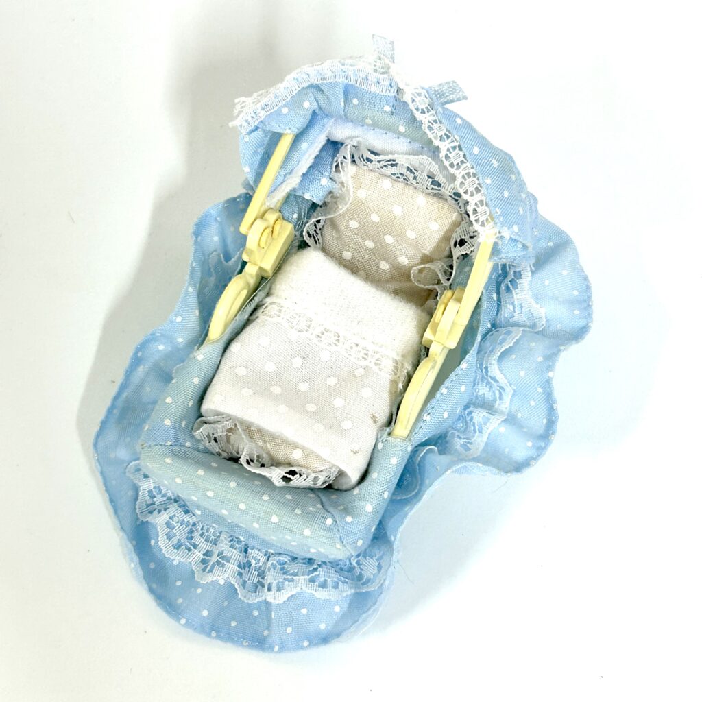 [used] Baby Cradle KA-204 Sylvanian Families Calico Critters