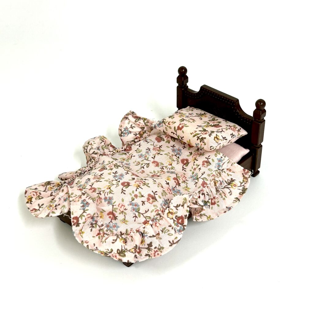 [used] Sweet Bed KA-502 Sylvanian Families Calico Critters