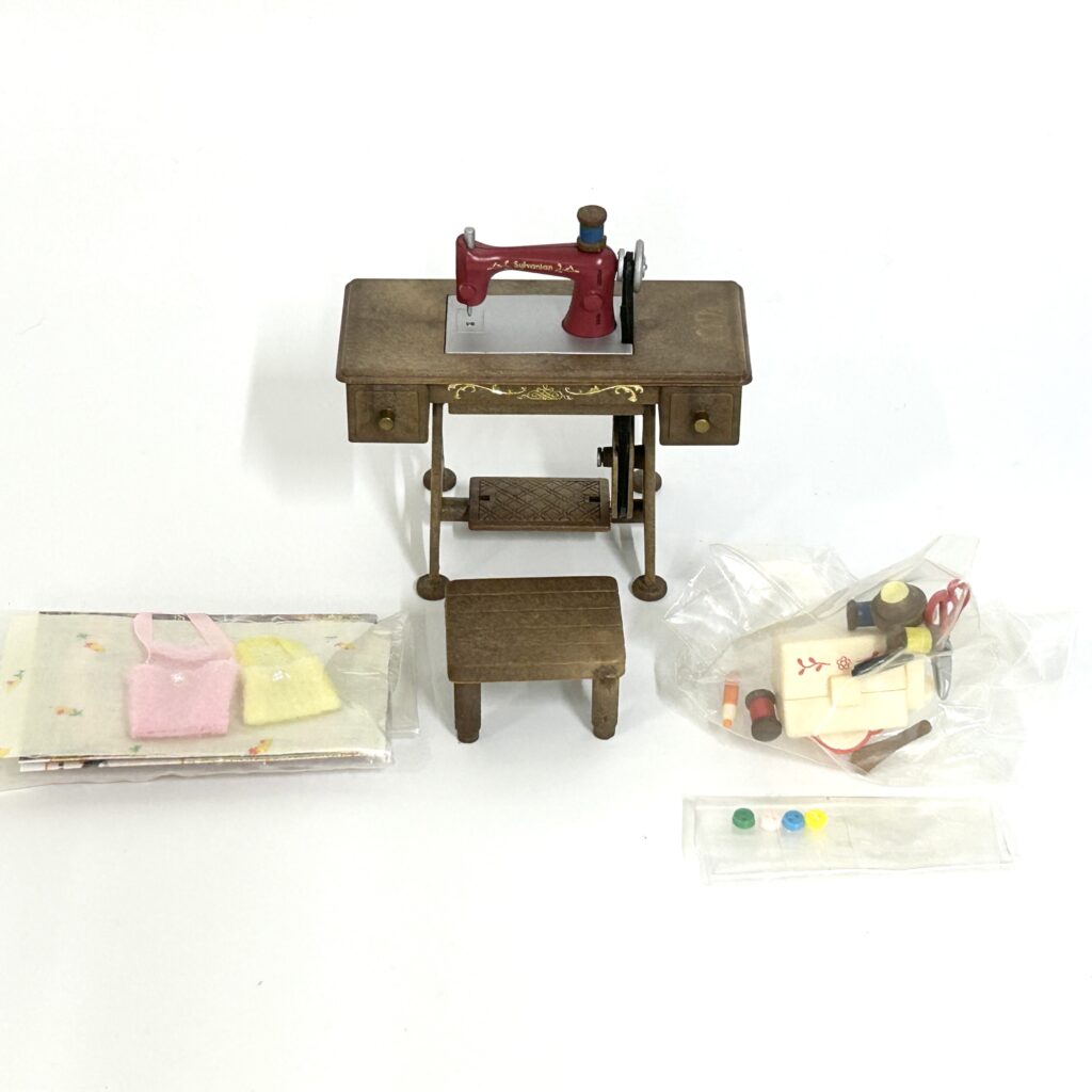 [used] Sewing Machine Red KA-89 Sylvanian Families Calico Critters