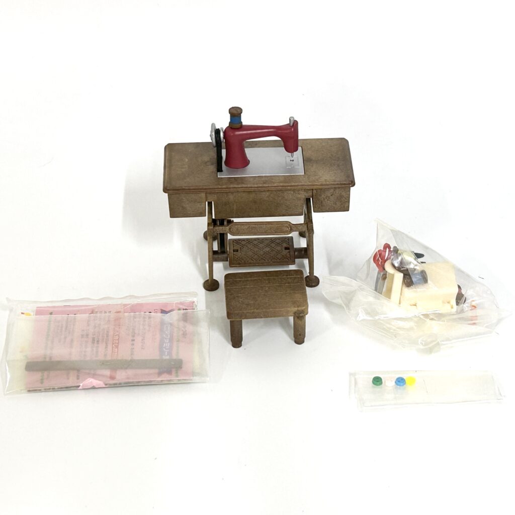 [used] Sewing Machine Red KA-89 Sylvanian Families Calico Critters