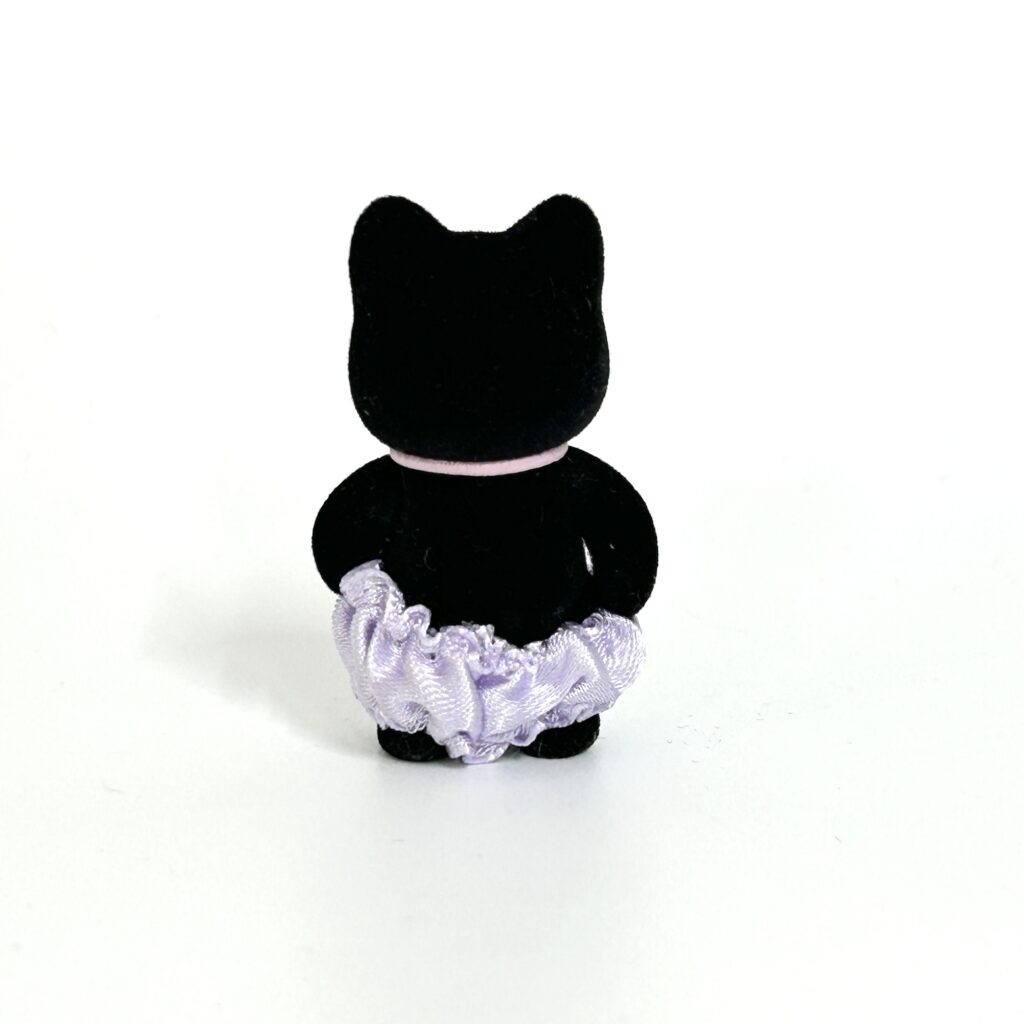 [used] Dreamy Parade Series Midnight Cat Baby Familymart 2022 Sylvanian Families Calico Critters