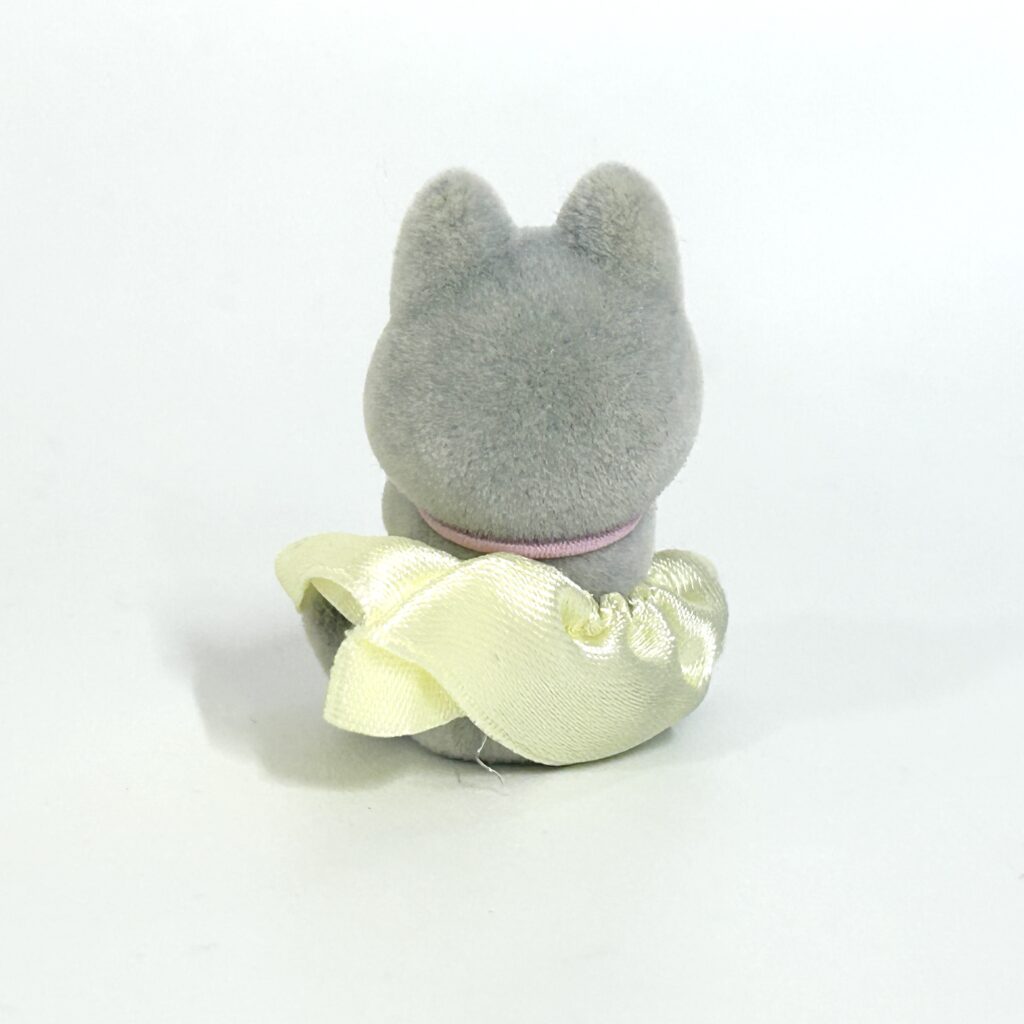 [used] Dreamy Parade Series Husky Dog Baby Familymart 2022 Sylvanian Families Calico Critters