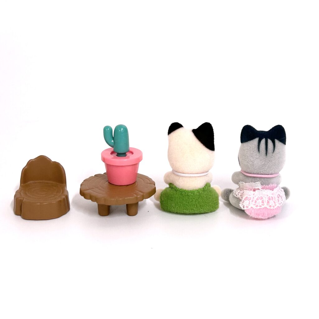 [used] Baby Grayish Cat Charcoal Cat Sylvanian Families Calico Critters