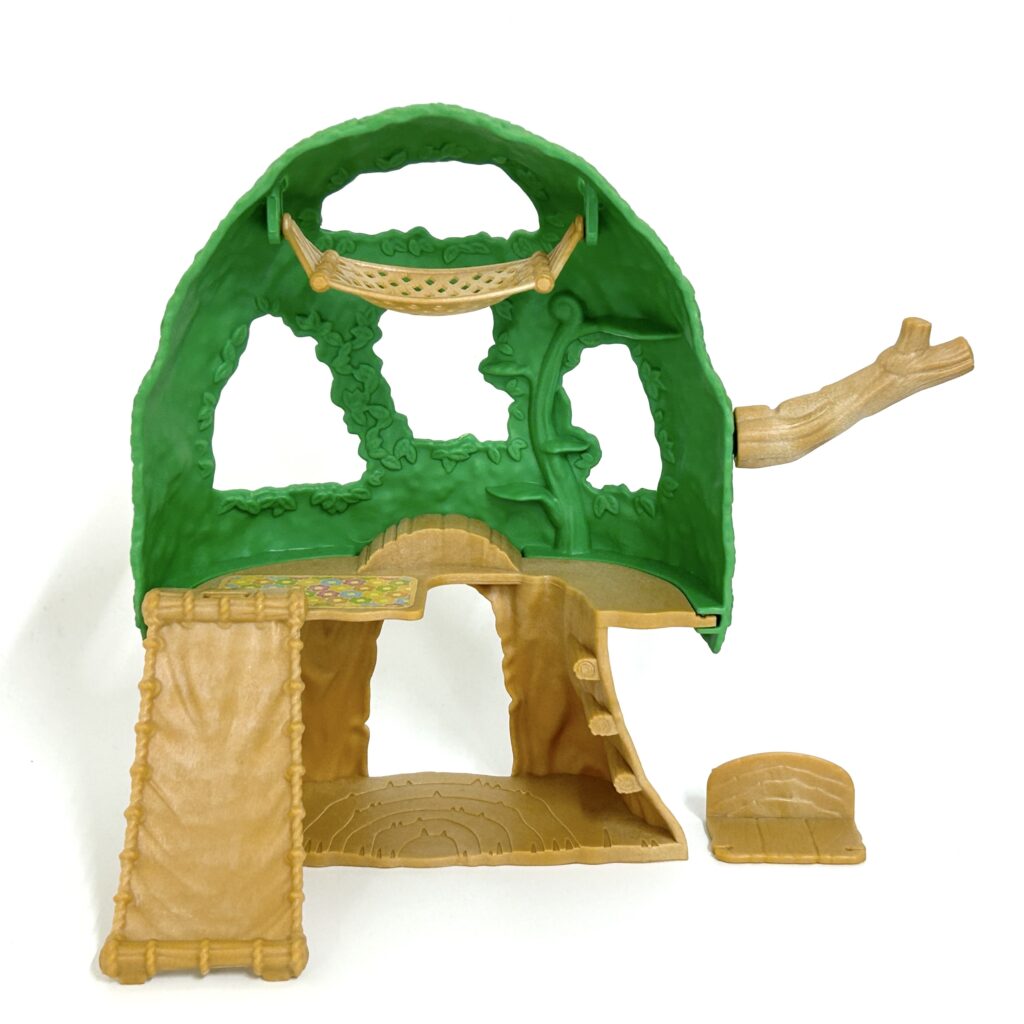 [used] Secret Forest Apple Tree Room with Husky Triplets Familymart 2023 Sylvanian Families Calico Critters