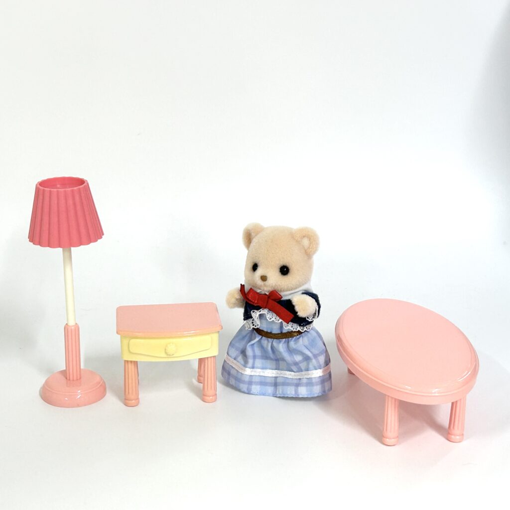 [used] Miniature Lamp and Table Set Daiso