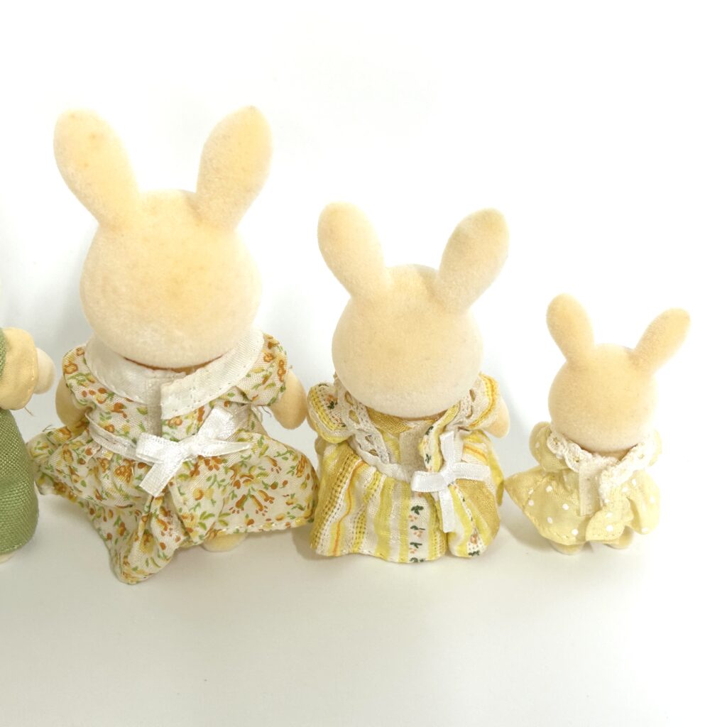 [used] Flower Garden Rabbit Family Hanazono Fukuoka 2009 Sylvanian Families Calico Critters