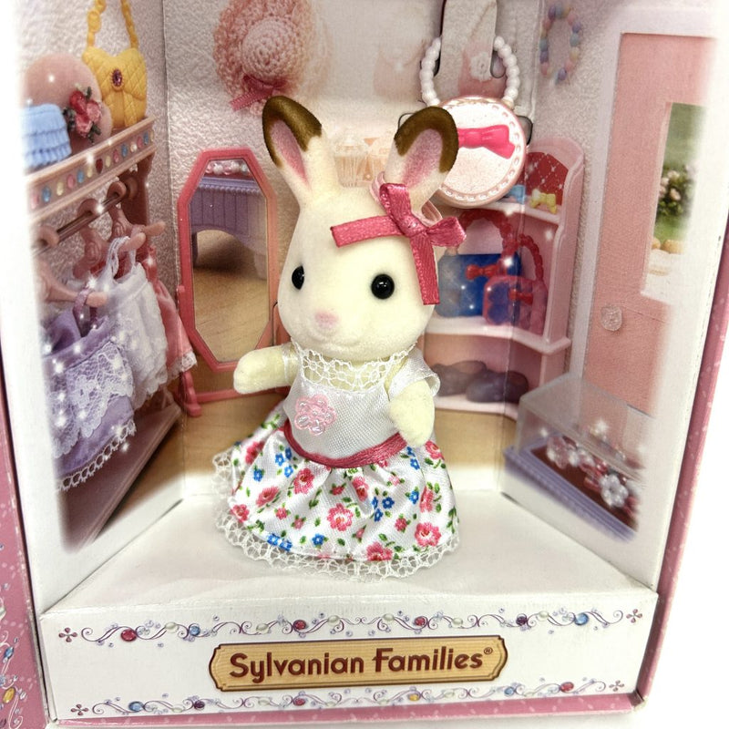 [Used] Fan Club FIGURE & COLLECTORS GIFT BOX 2015 Sylvanian Families