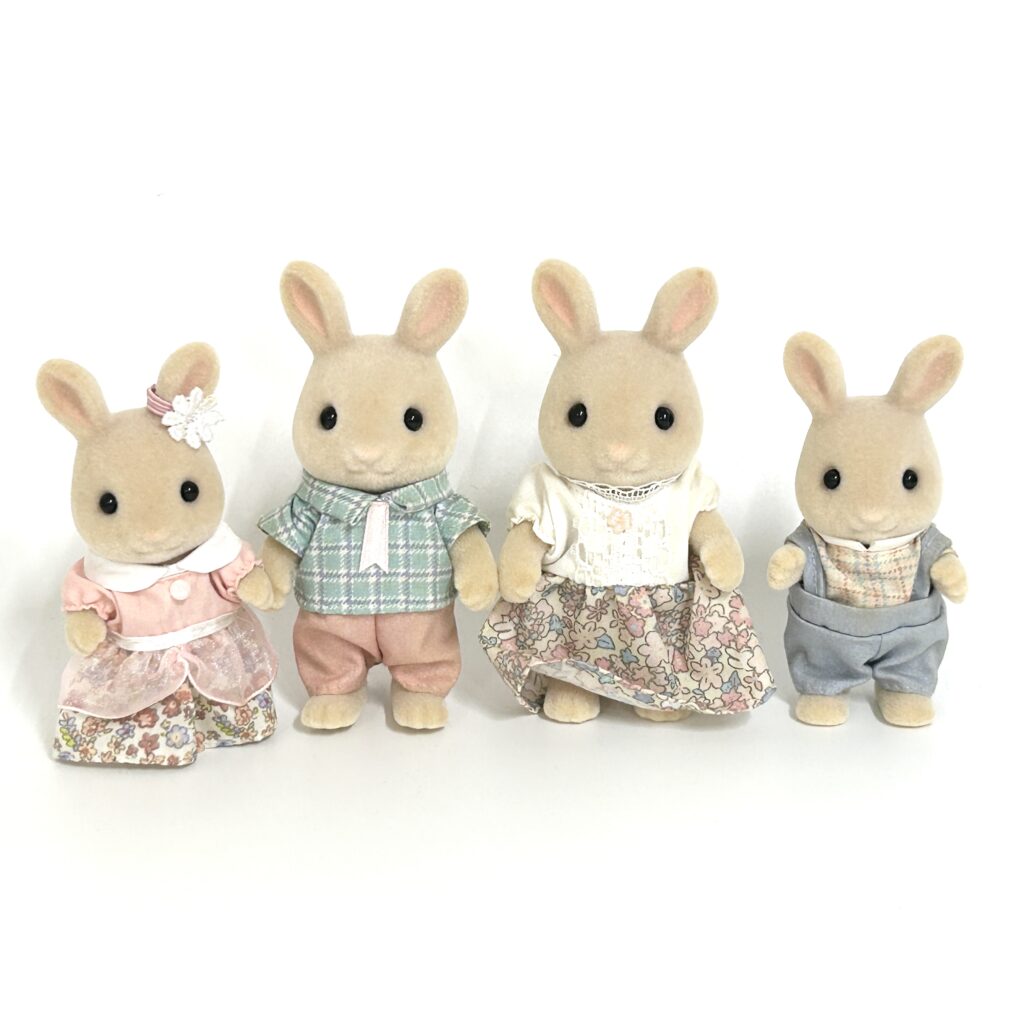 [used] Milk Rabbit Family 2022 FS-47 Sylvanian Families Calico Critters
