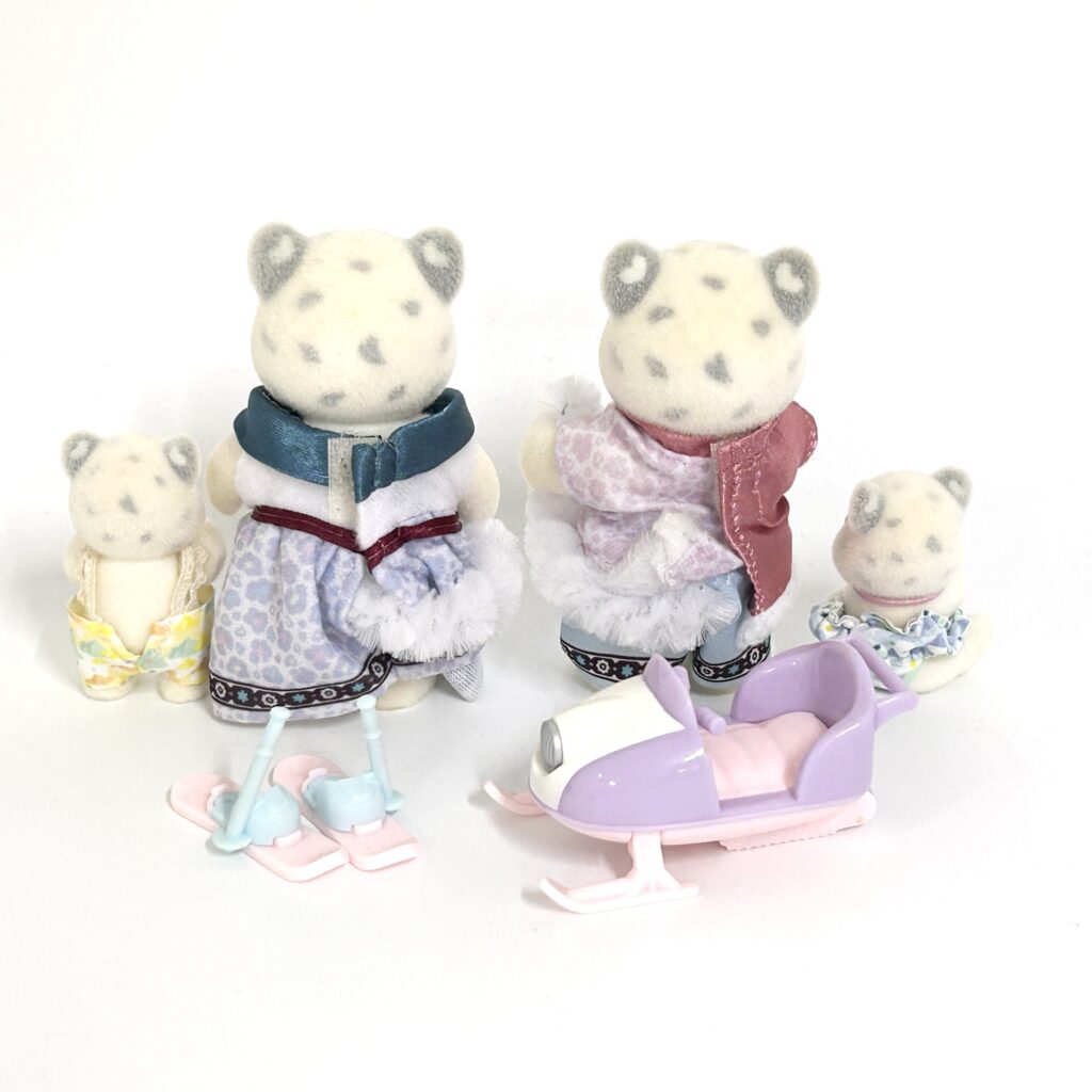 [used] Snow Leopard Family 2024 FS-55 Sylvanian Families Calico Critters