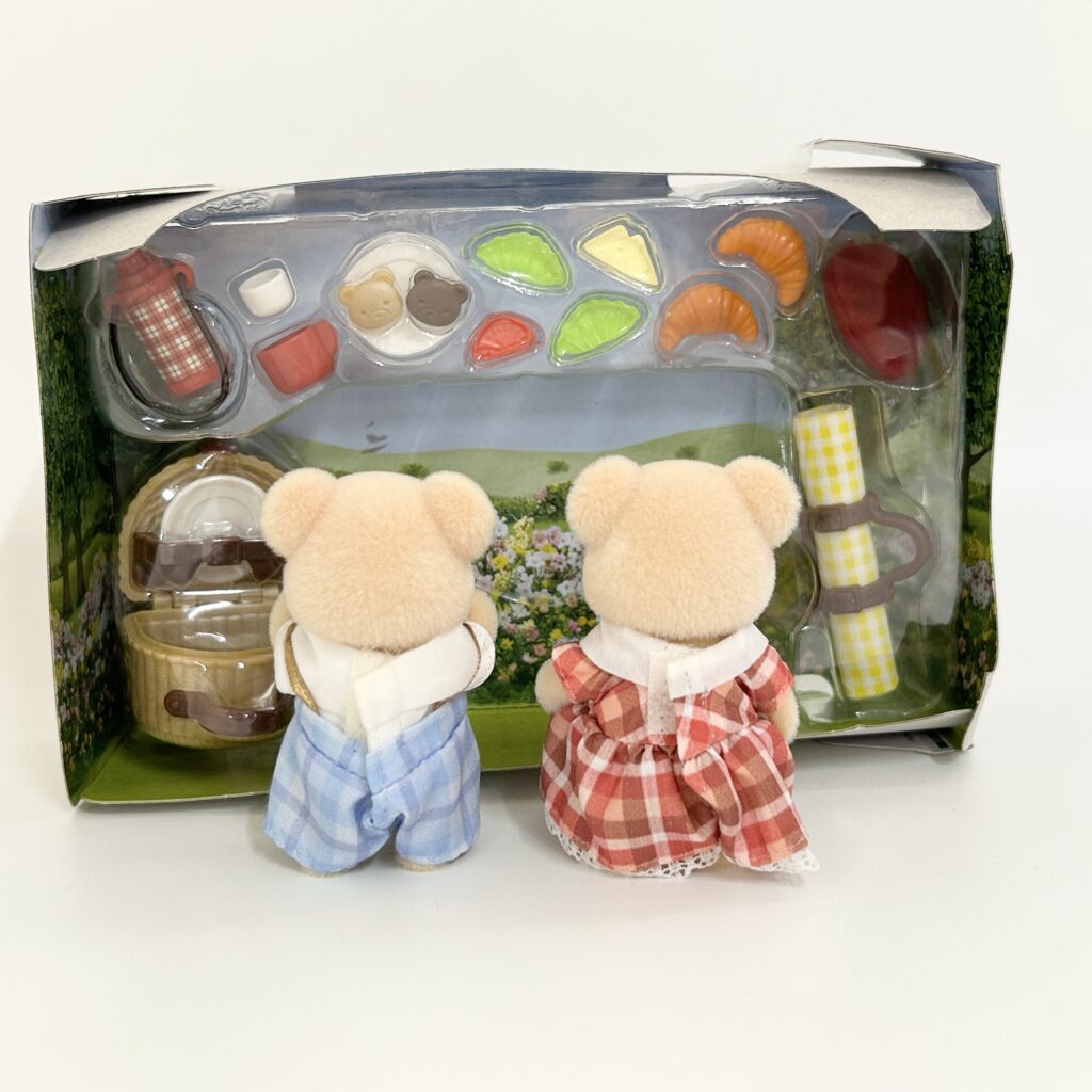 [used] Biscuit Bear Siblings Picnic Lunch 2025 FS-60 Sylvanian Families Calico Critters