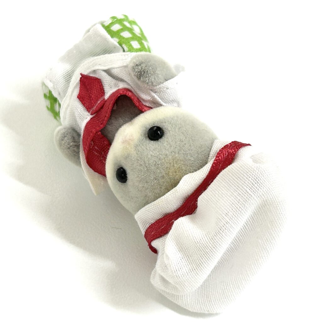 [used] Forest Kitchen Baby Cottontail Chef 2021 Sylvanian Families Calico Critters