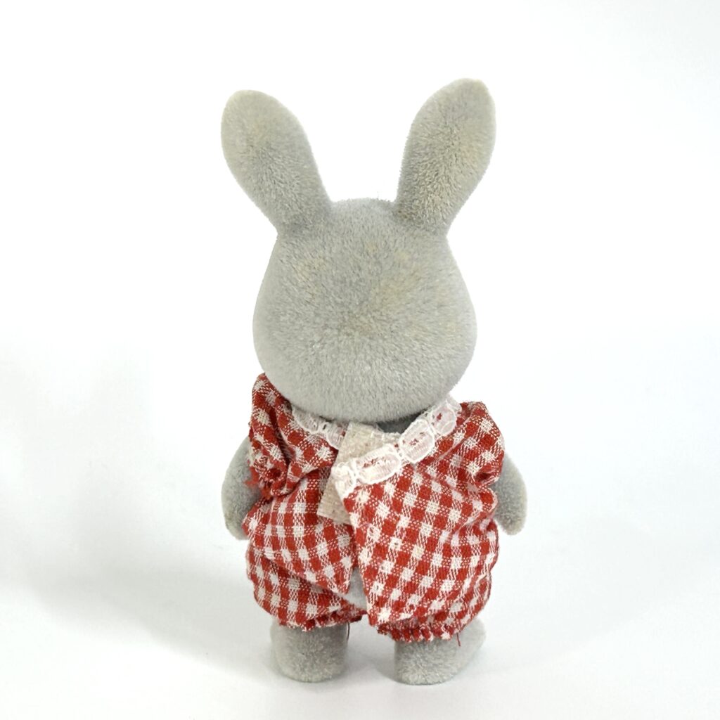 [used] Cottontail Rabbit Girl Sylvanian Families Calico Critters