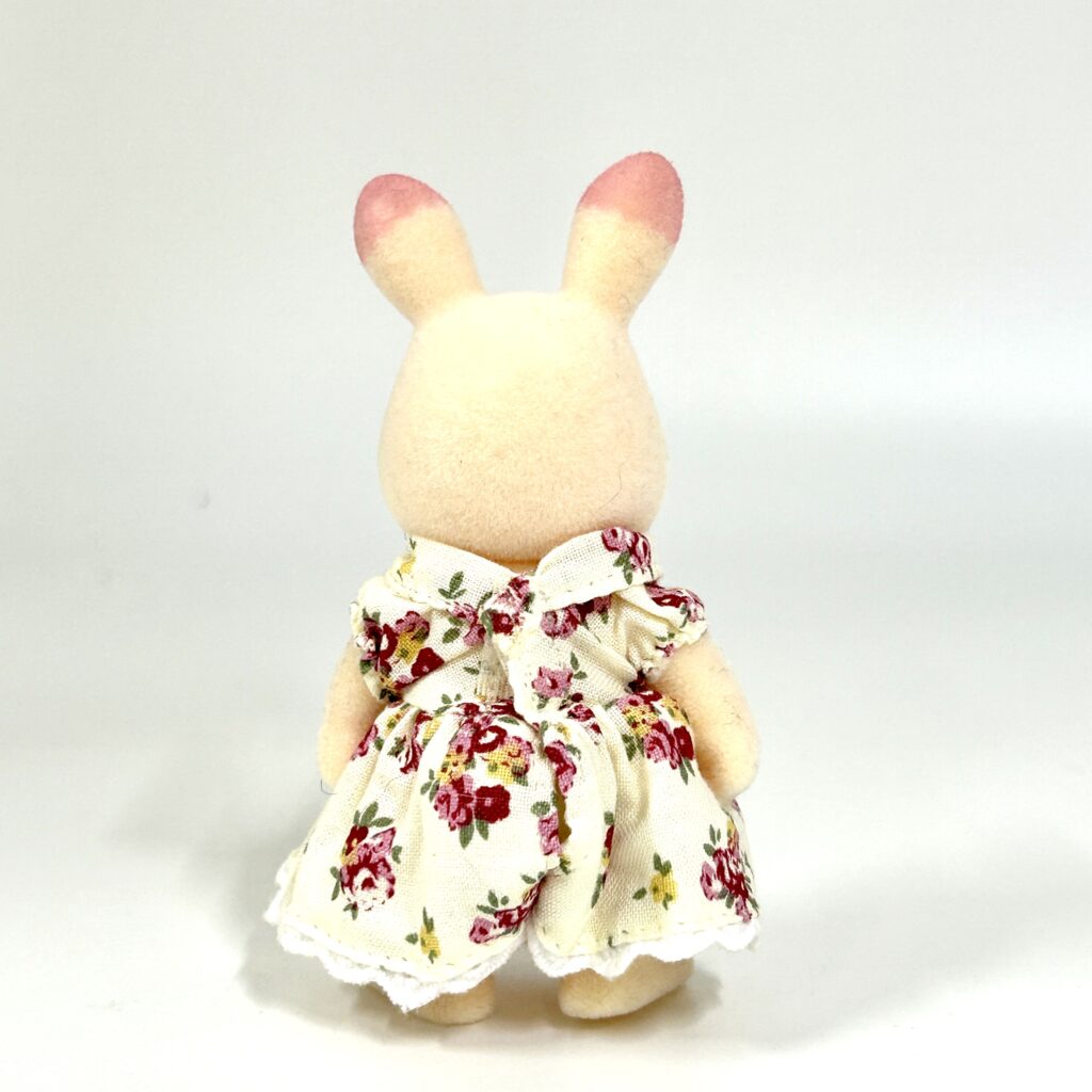[used] Pink Rabbit Strawberry Rabbit Mother Sylvanian Families Calico Critters