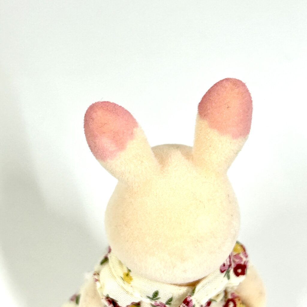 [used] Pink Rabbit Strawberry Rabbit Mother Sylvanian Families Calico Critters