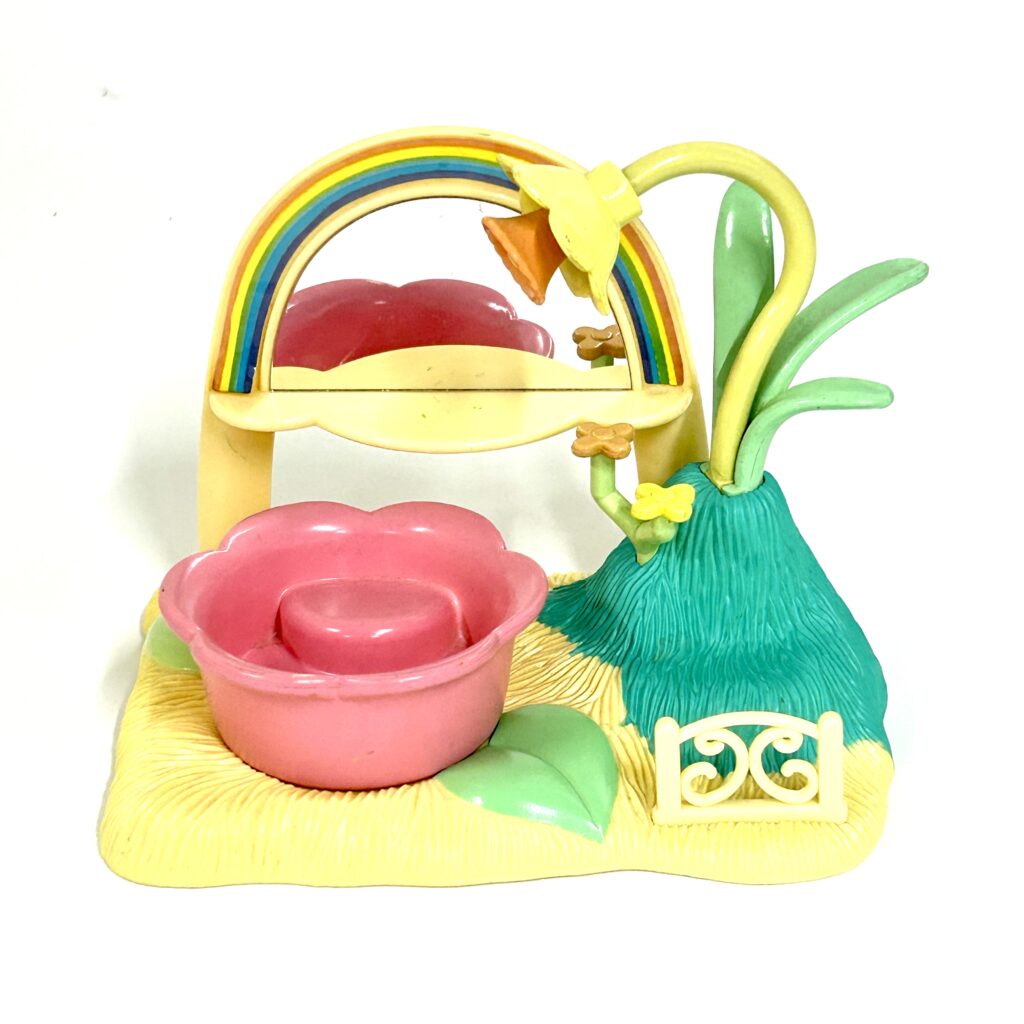 [used] Misty Forest Fairy Tale Land Garden Shower Sylvanian Families Calico Critters