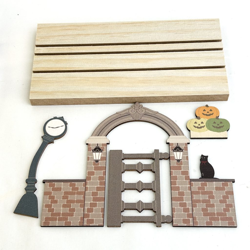Wooden Stand Board – Wonder Academia Halloween Natural Kitchen