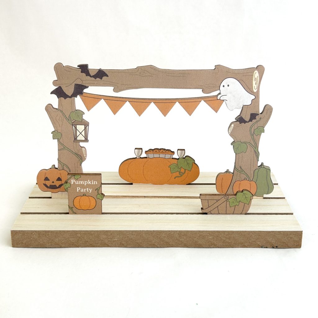 Wooden Stand Board – Preparing for a Pumpkin Party Halloween Natural Kitchen