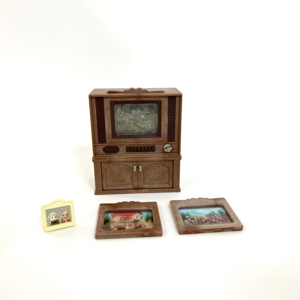 [used] Television TV Set For Living Room KA-516 Sylvanian Families Calico Critters