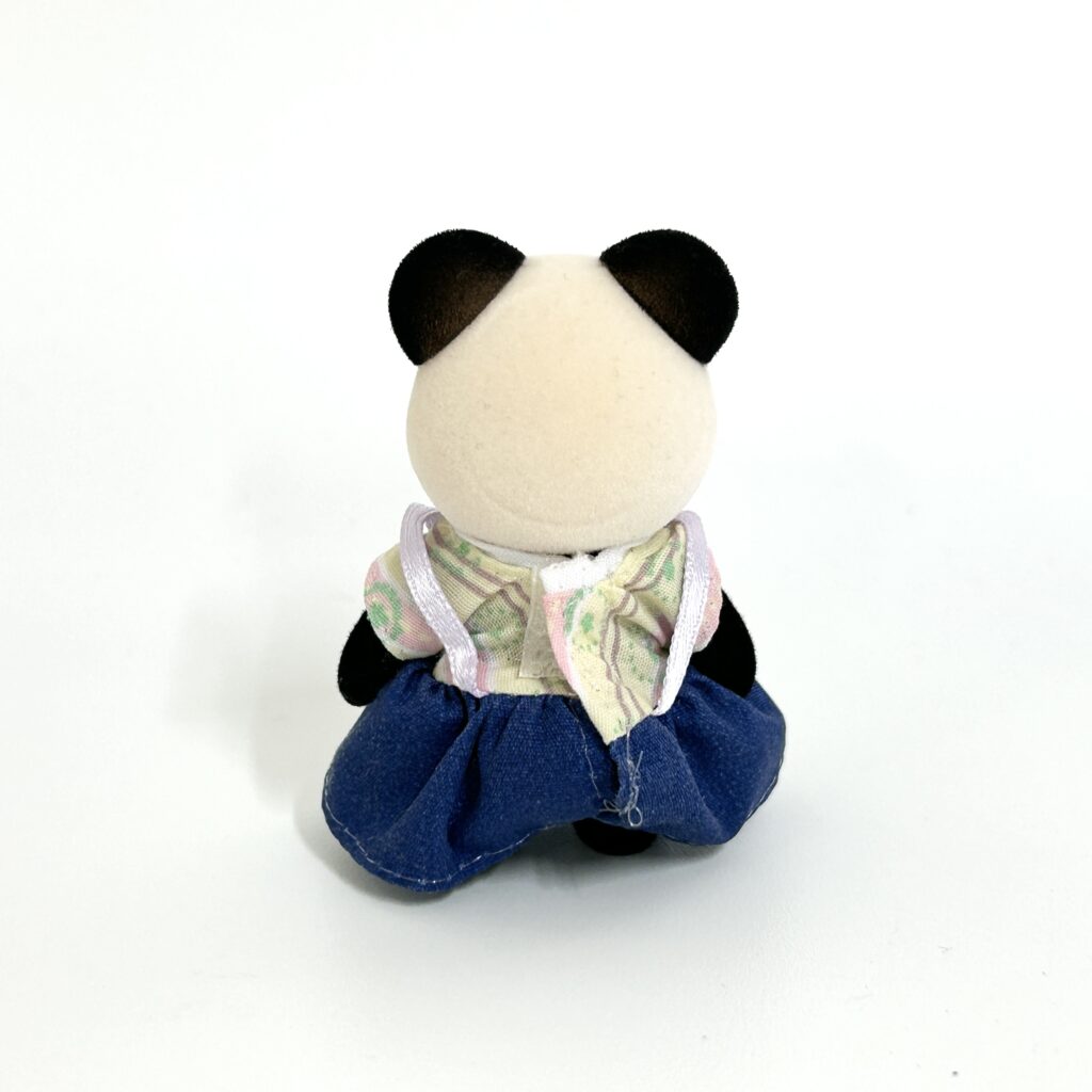 [used] Panda Girl Sylvanian Families Calico Critters