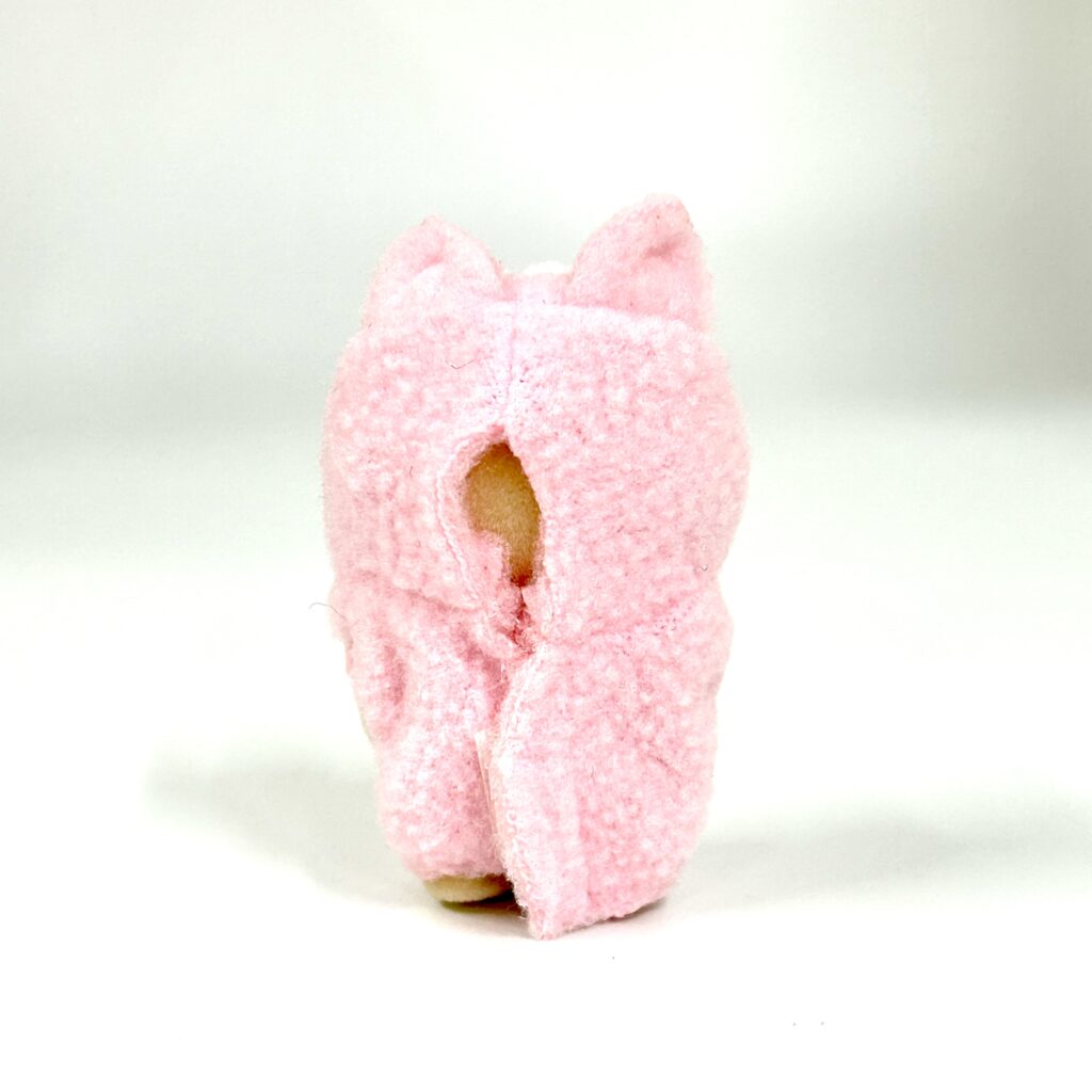 [used] 35th Anniversary Labrador Dog Baby In Pink Cat Costume 2020 14522 Sylvanian Families Calico Critters