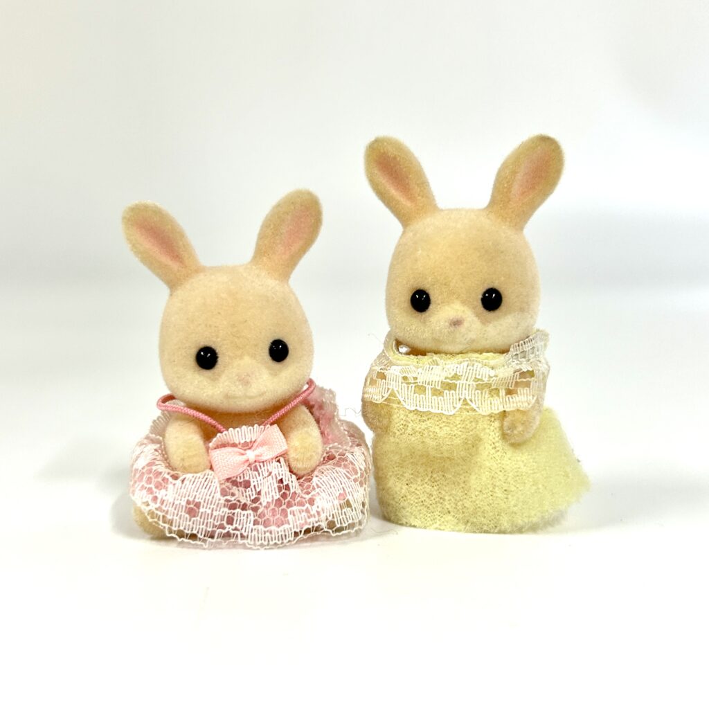 [used] Pink Rabbit Baby Twins Sylvanian Families Calico Critters