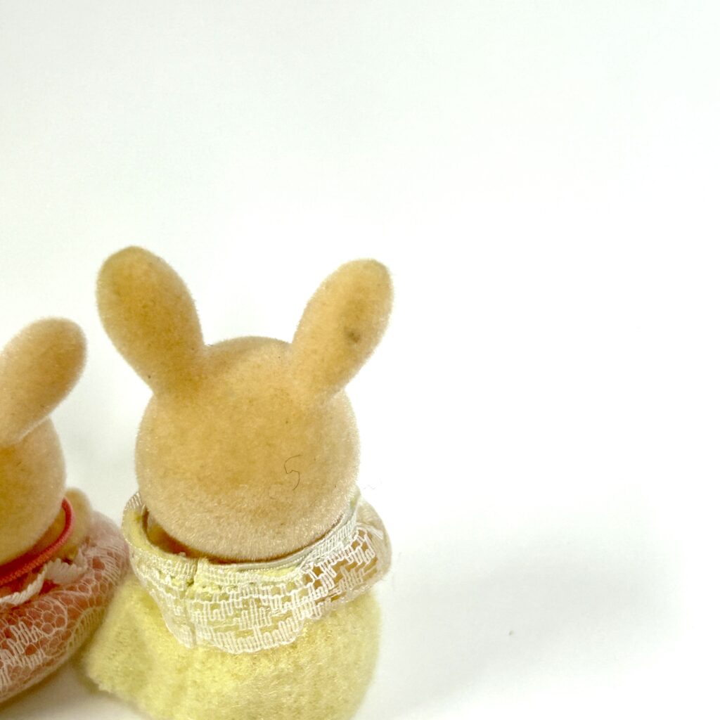[used] Pink Rabbit Baby Twins Sylvanian Families Calico Critters