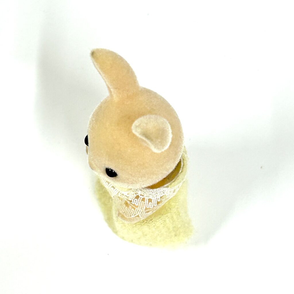[used] Pink Rabbit Baby Twins Sylvanian Families Calico Critters