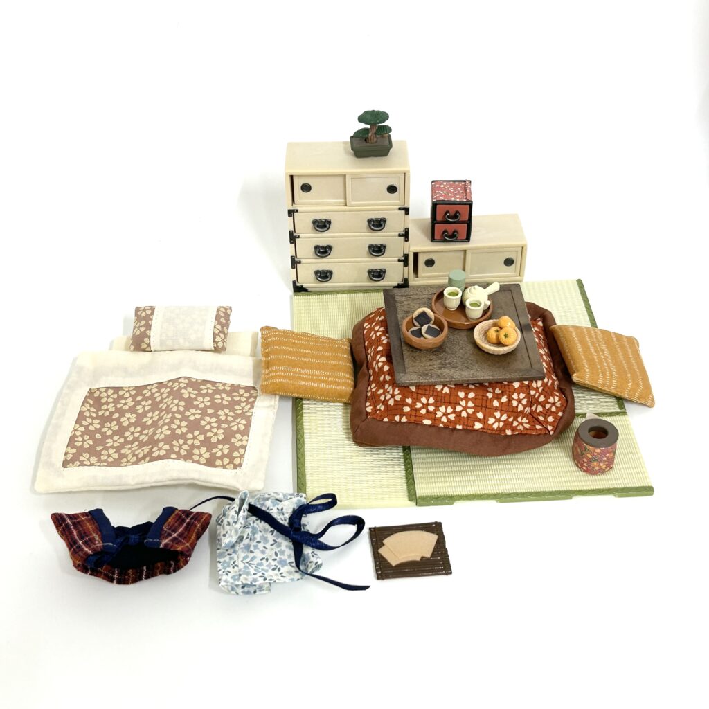 [used] 20th Anniversary Japanese Home Set 2004 C-38 Sylvanian Families Calico Critters