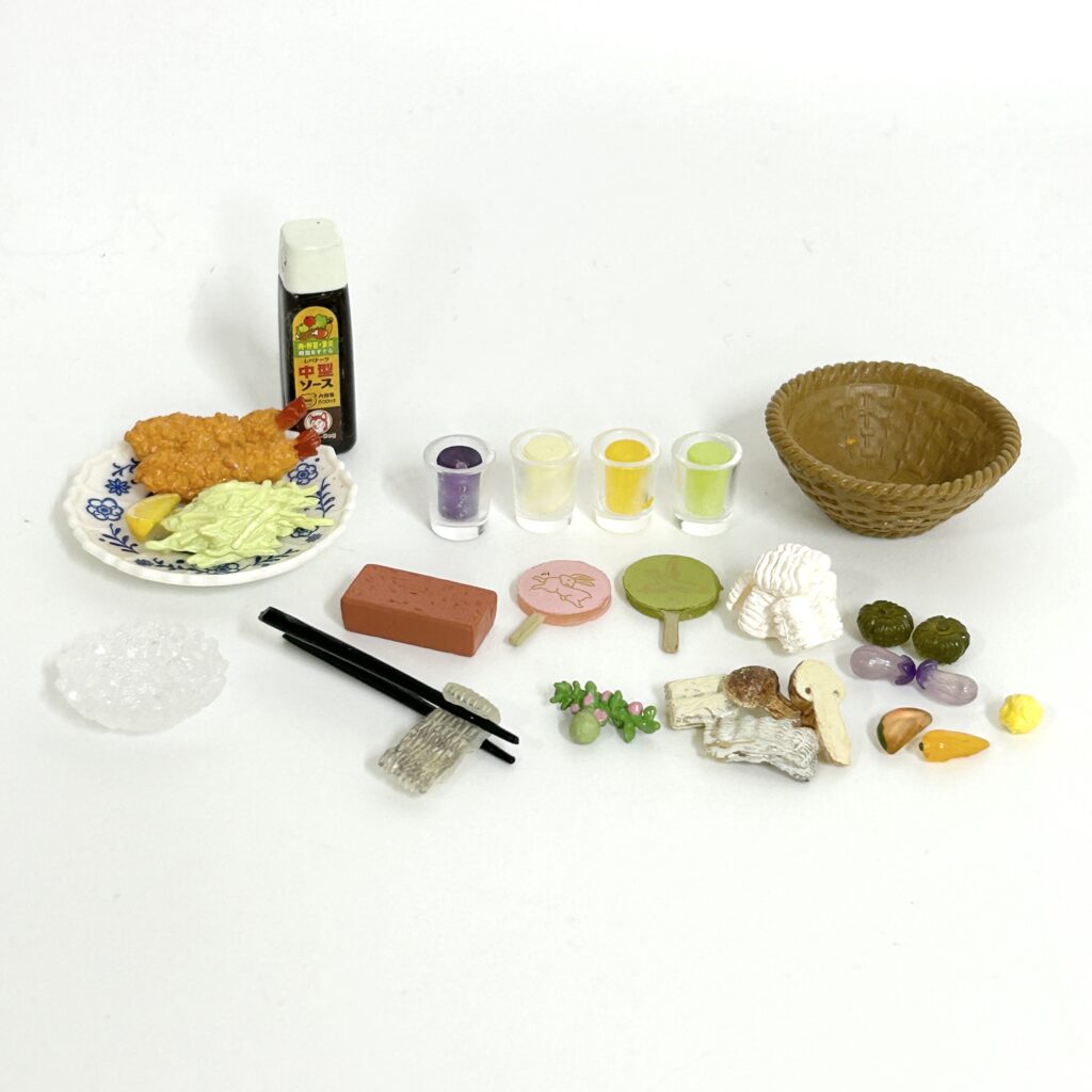 [used] Miniature cooking set. Unbranded