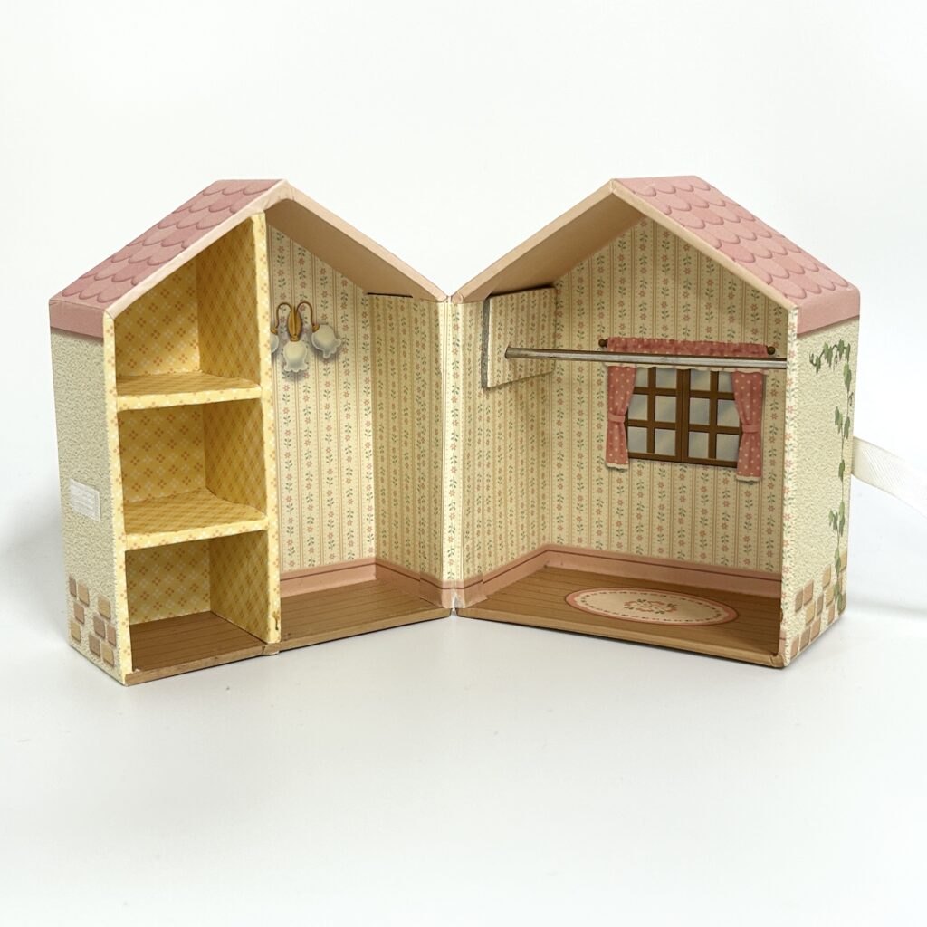 [used] Fan Club Dresser Box Sylvanian Families Calico Critters