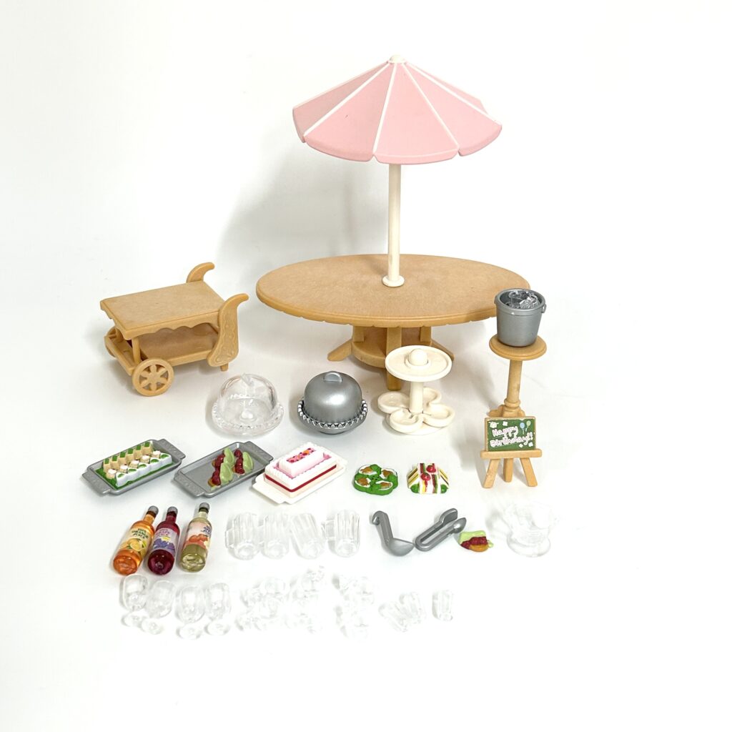 [used] Seaside Birthday Party M-02 Sylvanian Families Calico Critters