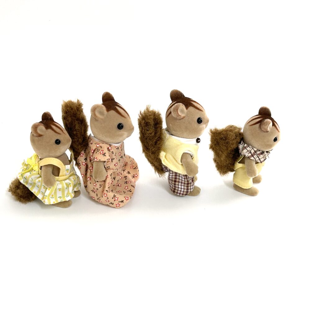 [used] Walnut Squirrel Family FS-17 Sylvanian Families Calico Critters