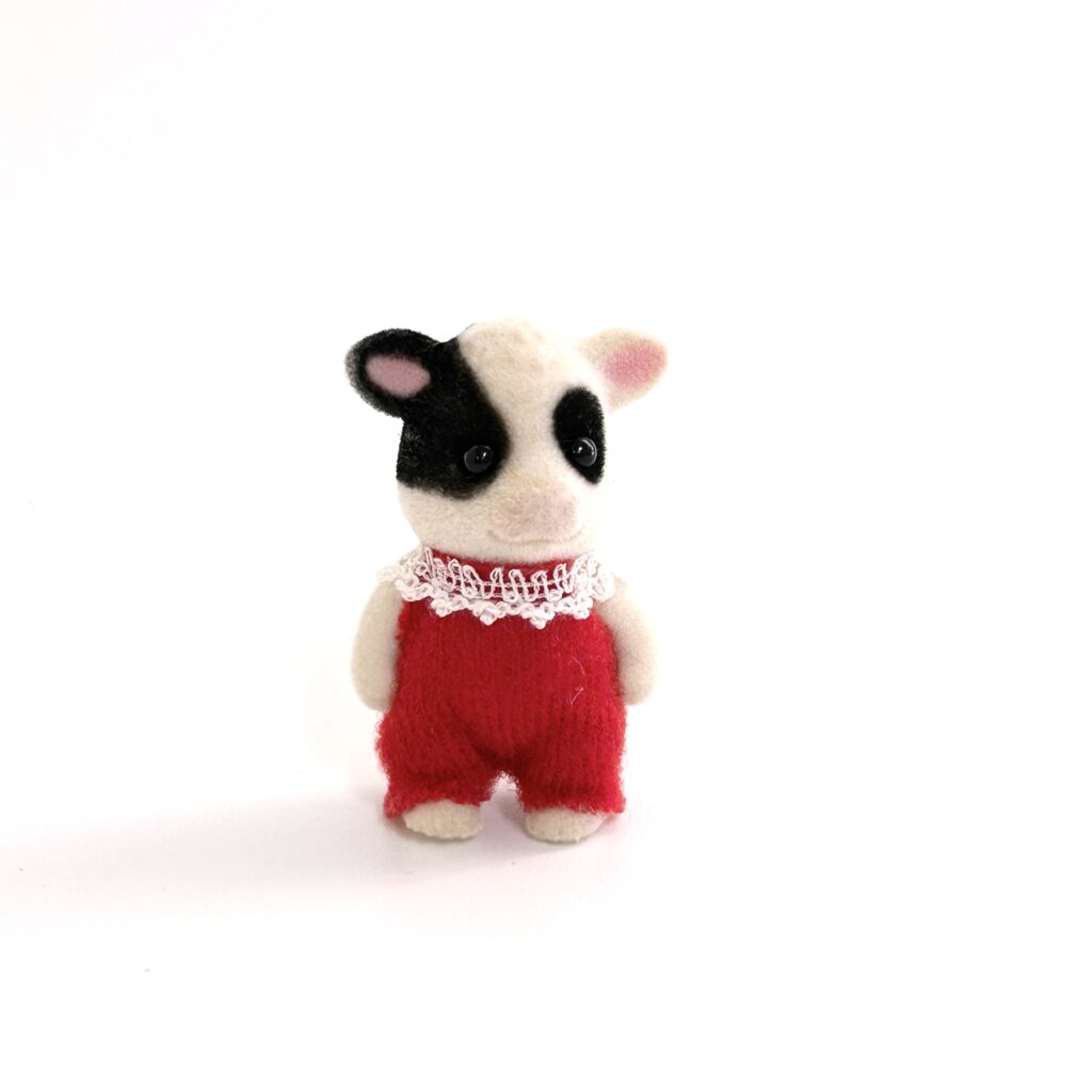 [used] Cow Baby Sylvanian Families Calico Critters