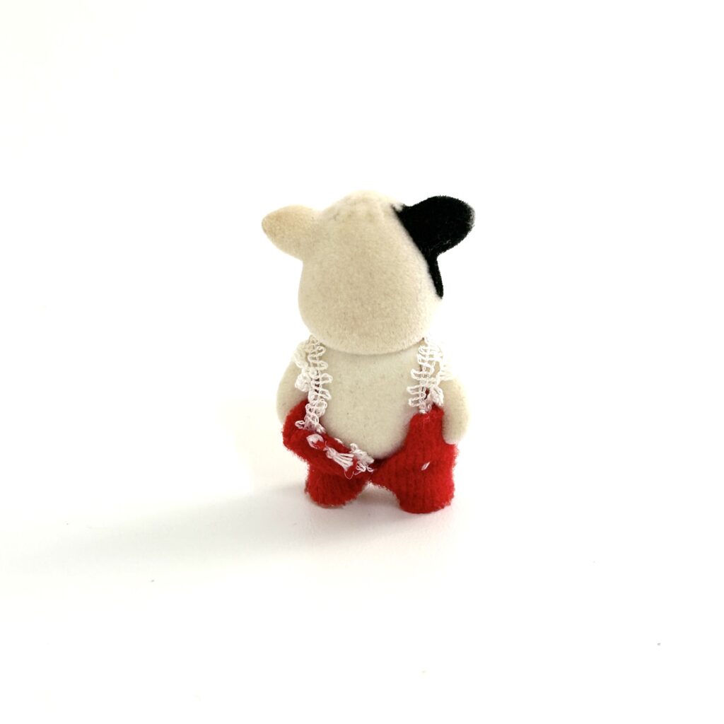 [used] Cow Baby Sylvanian Families Calico Critters
