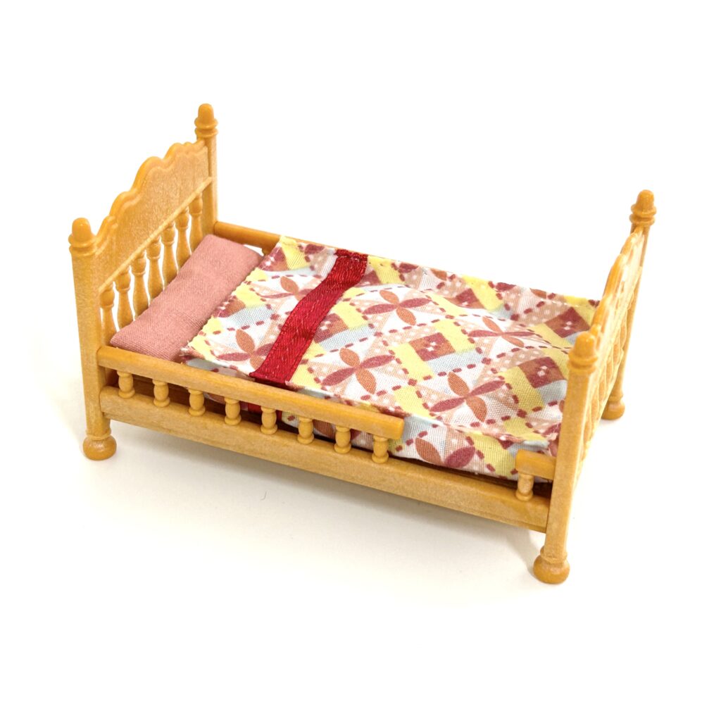 [used] Children's Bed Sylvanian Families Calico Critters