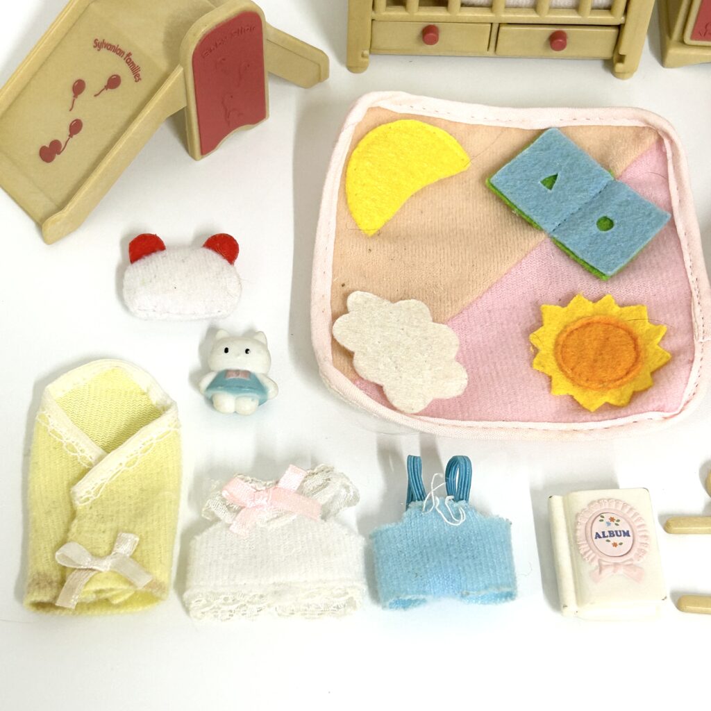 [used] Baby Room Set SE-153 Sylvanian Families Calico Critters