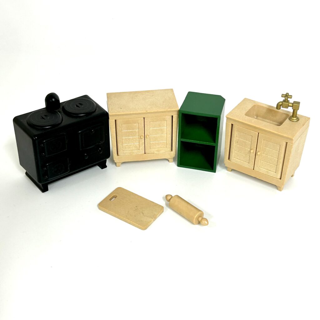 [used] Kitchen Set Sylvanian Families Calico Critters