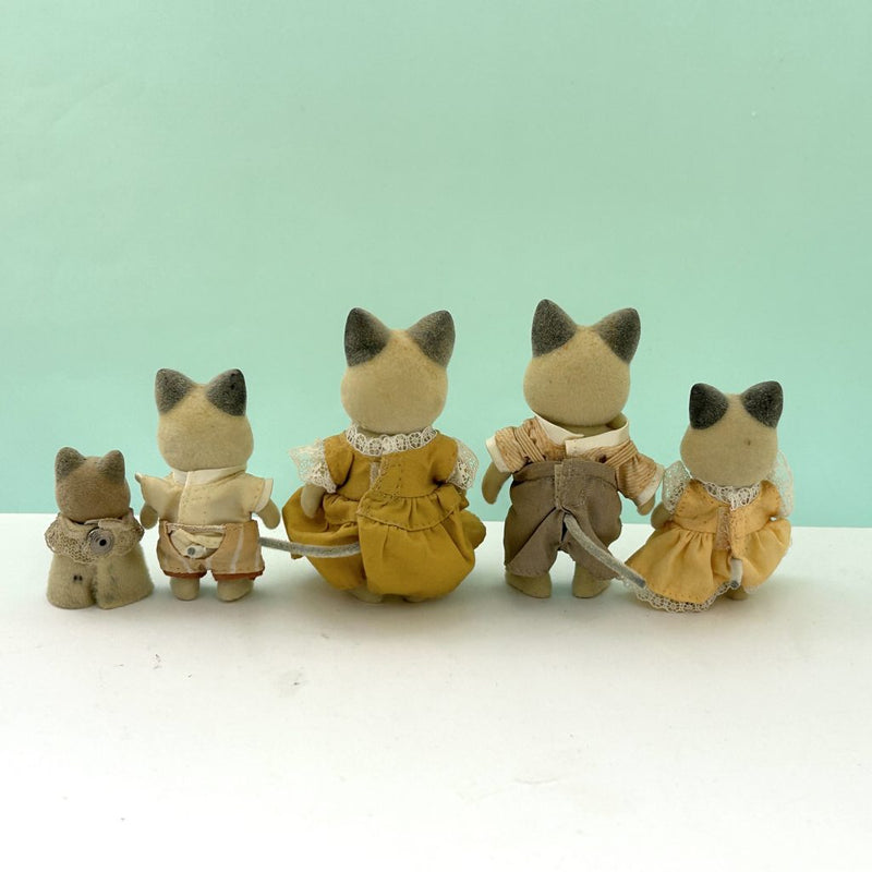 [Used] URBAN LIFE GREY CAT FAMILY Epoch Japan Sylvanian Families