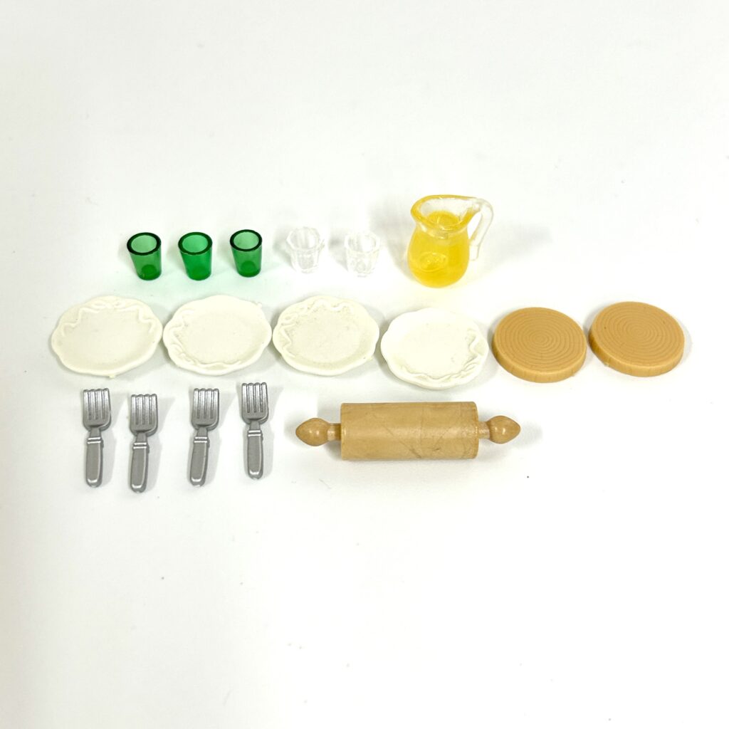 [used] Tableware Set Sylvanian Families Calico Critters