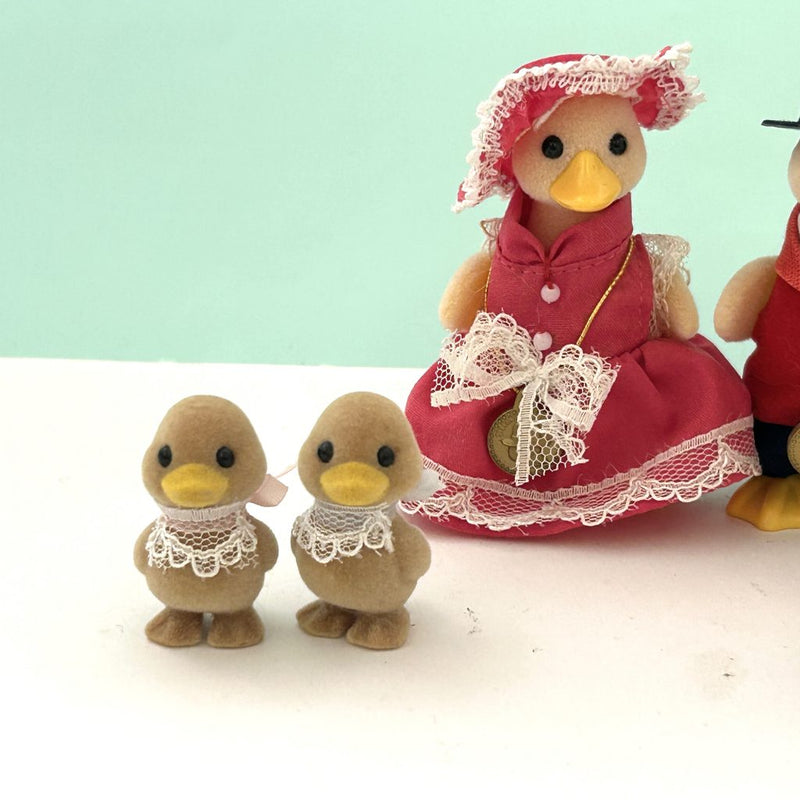 [Used] WADDLINGTON DUCK FAMILY Epoch Japan Sylvanian Families