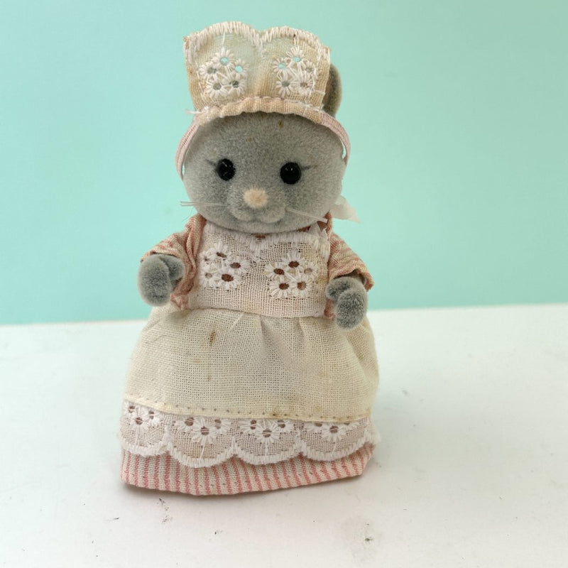 [二手] SIMPKINS CAT WAITRESS Epoch Japan Sylvanian Families