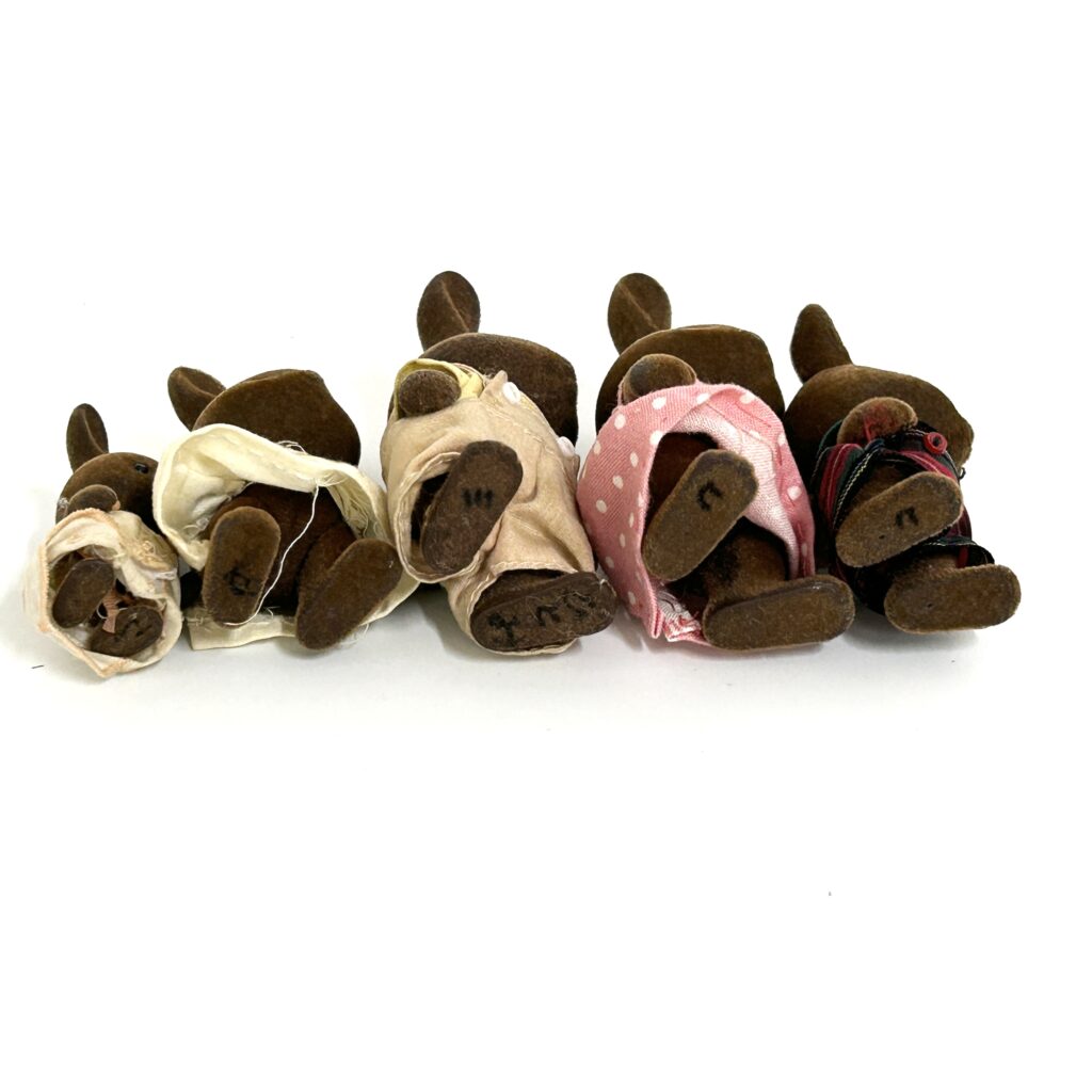 [used] Vintage Brown Rabbit Family Sylvanian Families Calico Critters
